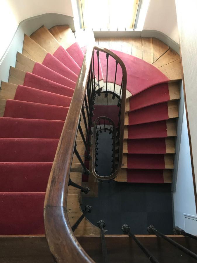 Charme Plein Coeur Auxerre - Parking Prive Apartment Bagian luar foto